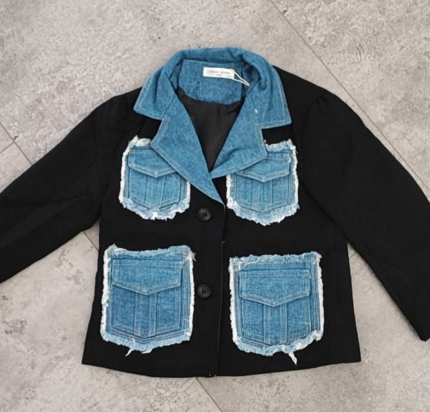 blazer half jeans